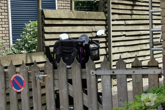Persoon gewond na val met scootmobiel
