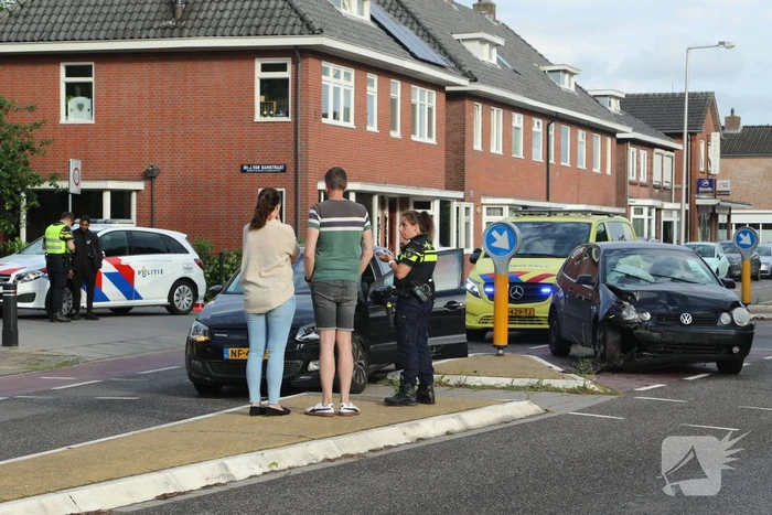 Veel schade bij ongeval op kruising