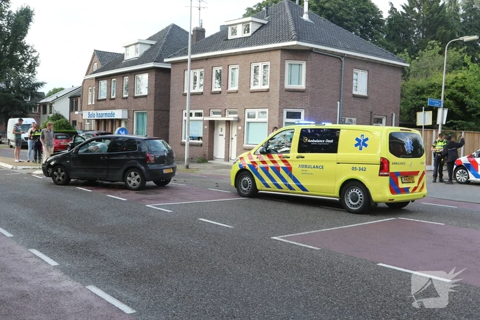 Veel schade bij ongeval op kruising