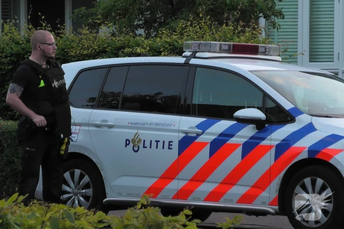 Persoon aangehouden door omstanders na overval