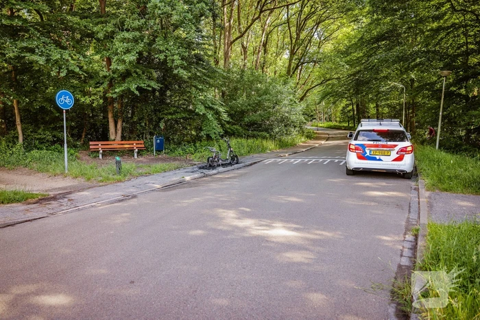 Opnieuw gaat een deelscooter in vlammen op