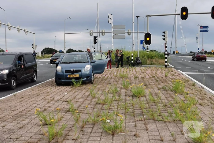 Overstekende fietser aangereden