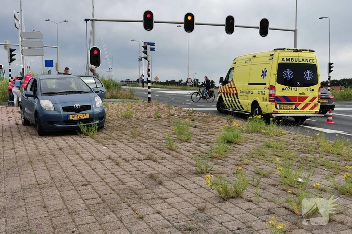 Overstekende fietser aangereden