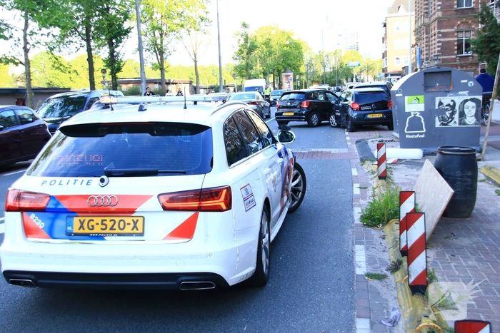 Meerdere personenauto's in botsing