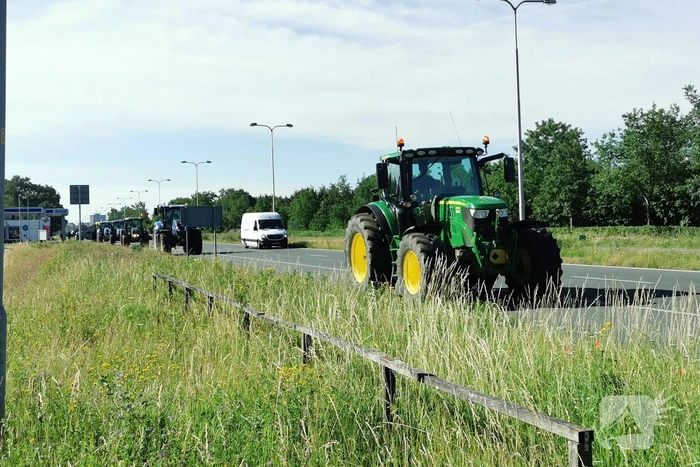 Boeren onderweg naar landelijke actie