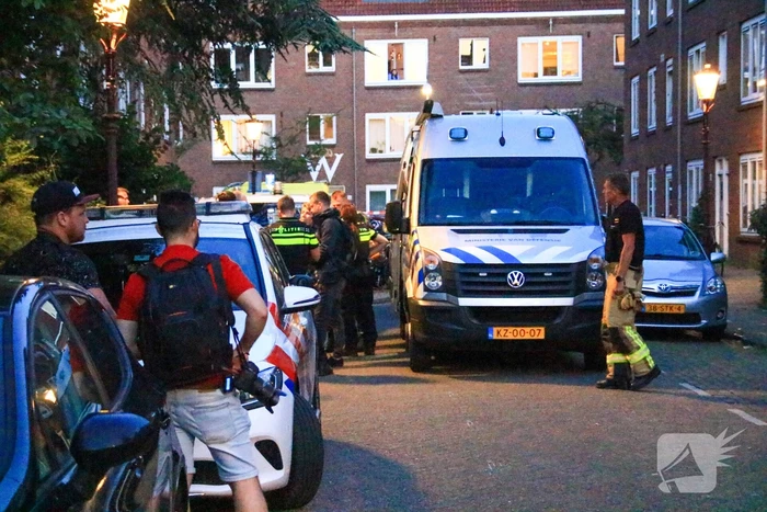 Straat afgelopen Explosieven Opruimingsdienst Defensie doet onderzoek