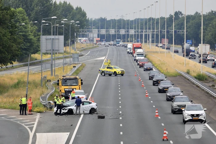 Tesla in de kreukels na botsing