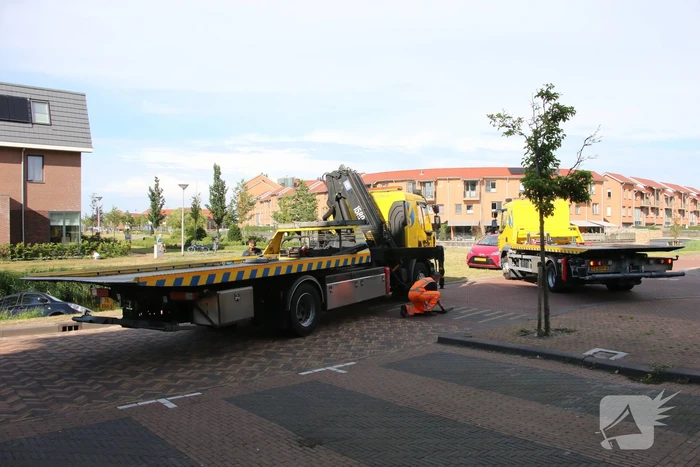 Auto te water na vergeten handrem