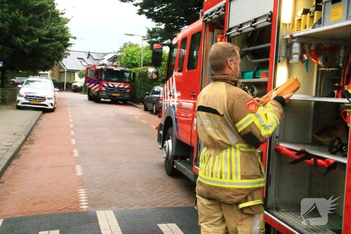 Brand op dak van woning