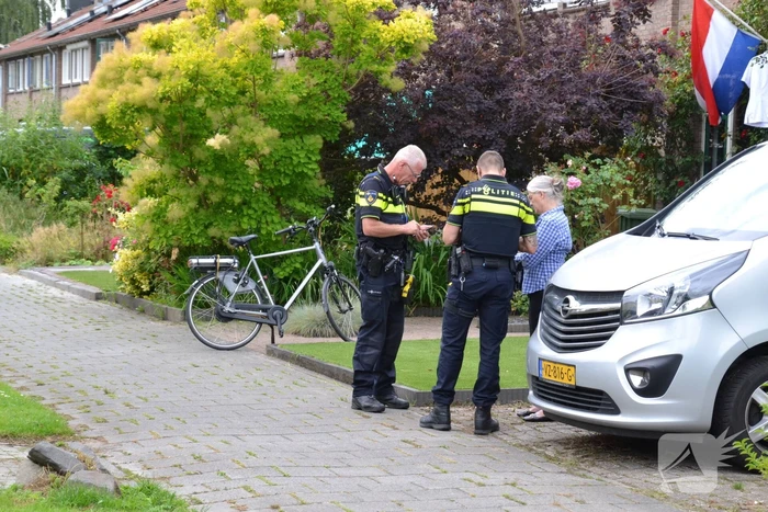 Fietser ten val na botsing met caravan