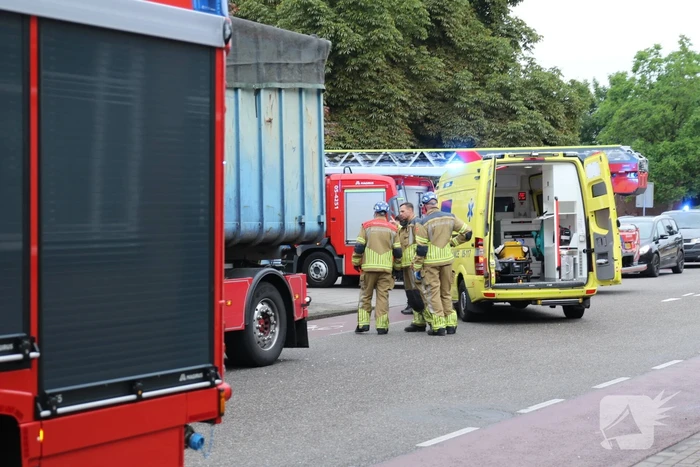 Dode bij ongeval tussen scooterrijder en vrachtwagen
