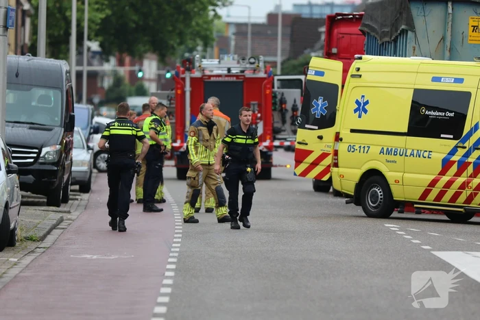 Dode bij ongeval tussen scooterrijder en vrachtwagen