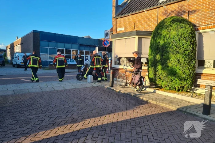 Scooter ten val bij wegversmalling