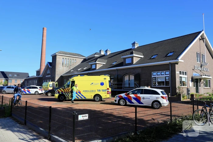 Traumahelikopter landt voor incident in voormalige zuivelfabriek Eemlandia