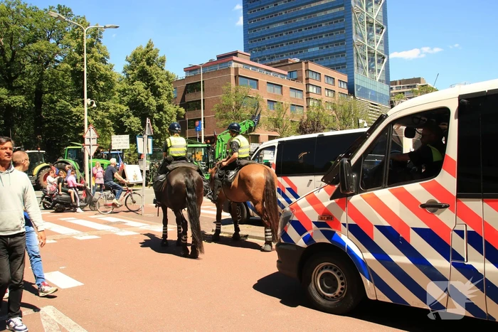 Boeren demonstreren bij de Tweede Kamer