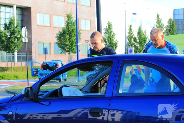 Kop-staart ongeval voor Rotonde 12