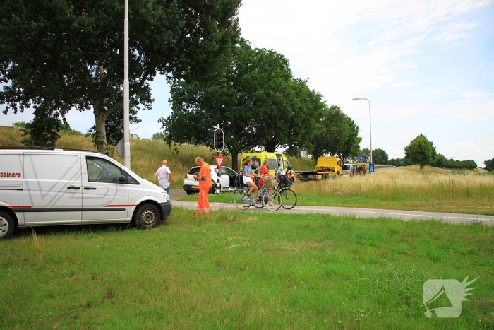 Kopstaart ongeval op toerit naar snelweg