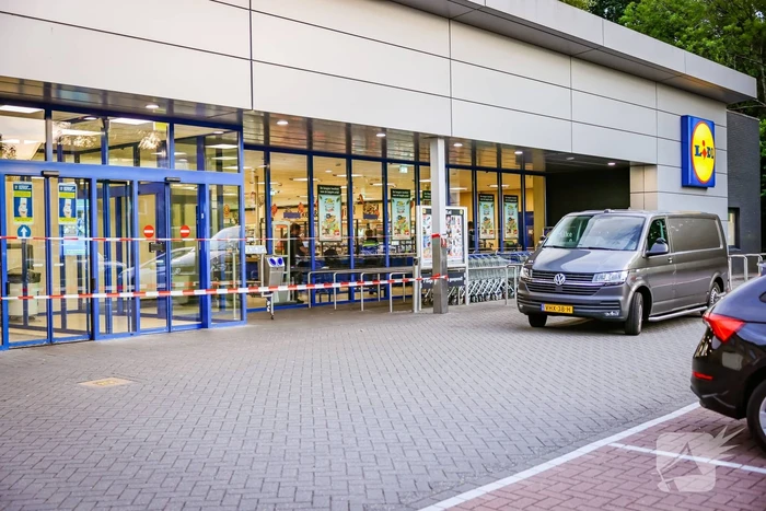 Lidl-supermarkt overvallen, tieners aangehouden
