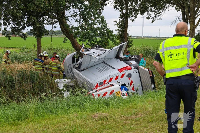 Bestuurder overleden bij eenzijdig ongeval