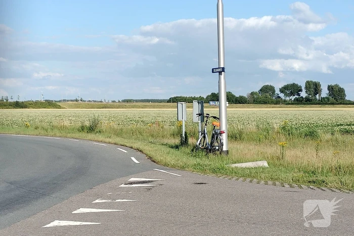 Botsing tussen personenauto en fietser