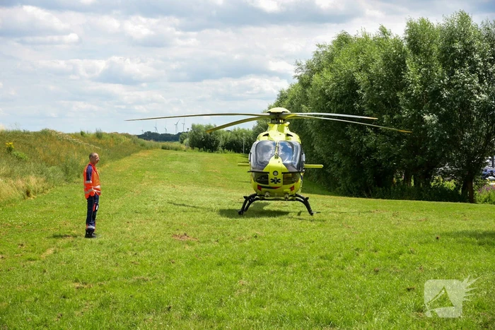 Traumahelikopter landt voor incident op partyschip