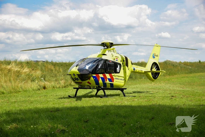 Traumahelikopter landt voor incident op partyschip