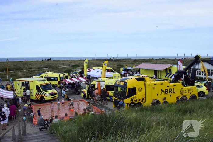 Reddingsbrigade jaarlijks grote reddingsdemonstratie
