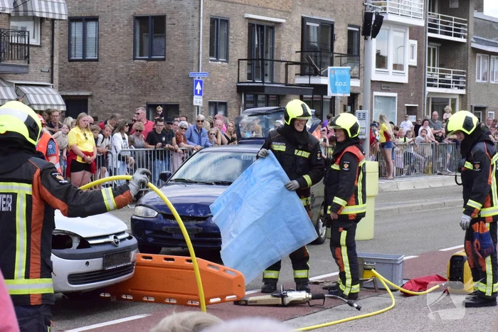 Reddingsbrigade jaarlijks grote reddingsdemonstratie