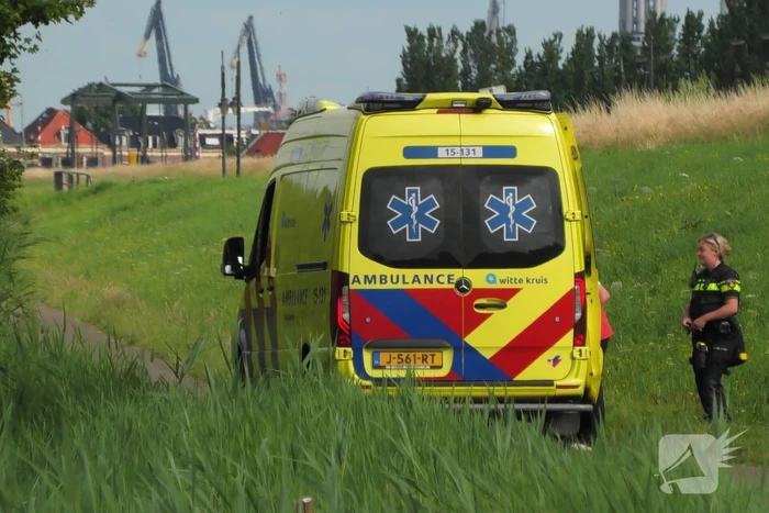 Man gewond na val van dijk
