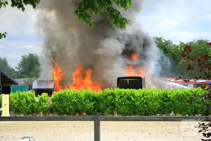 Ontploffingen bij brand in trailers