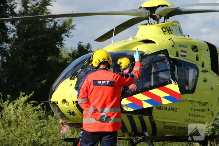 Traumahelikopter landt voor medisch incident