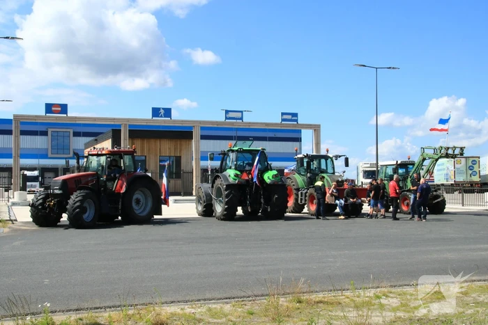 Boeren blokkade Lidl distributie centrum