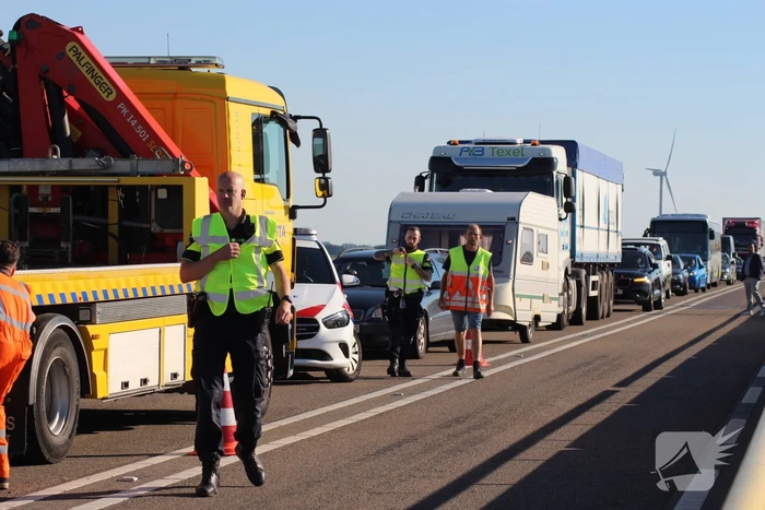 Drie auto's betrokken bij botsing Zeelandbrug
