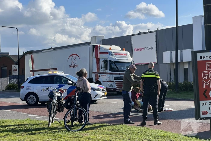Fietser gewond bij botsing met auto