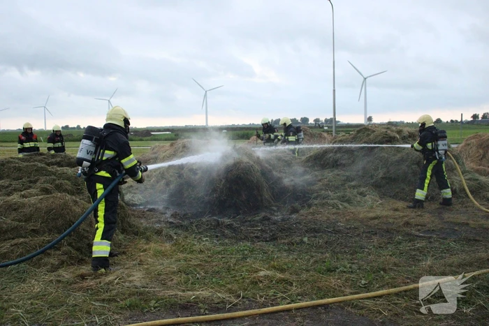 Veel rook vanwege brand in hooibalen