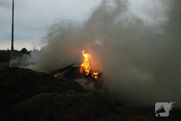 Veel rook vanwege brand in hooibalen