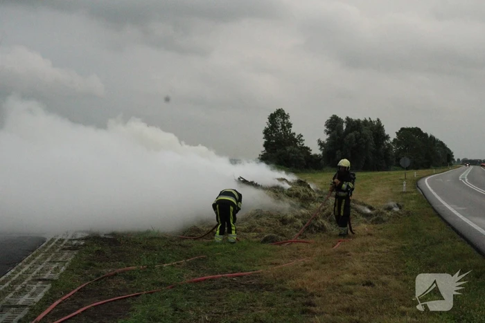 Rookontwikkeling vanwege brand in hooibalen