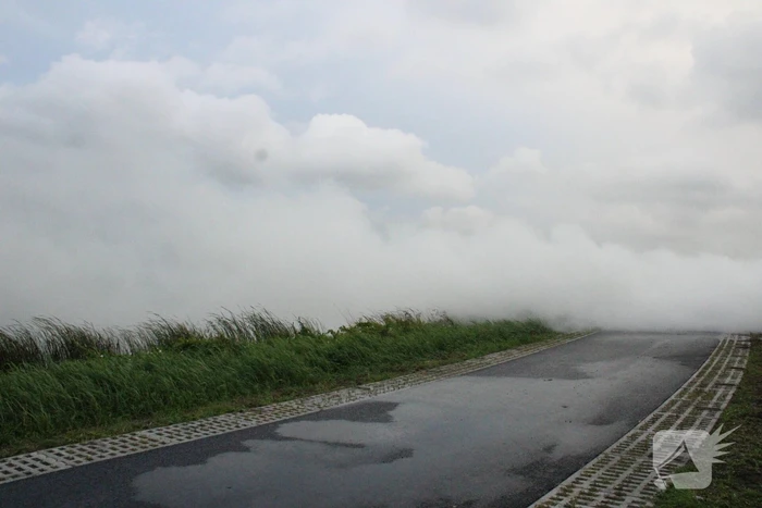 Rookontwikkeling vanwege brand in hooibalen