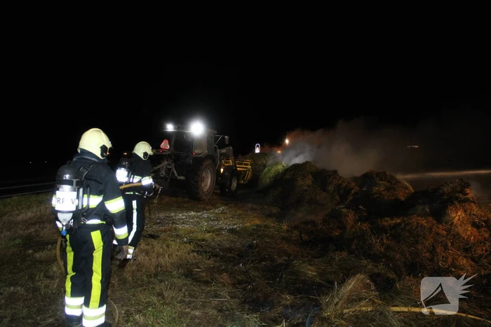 Rookontwikkeling vanwege brand in hooibalen