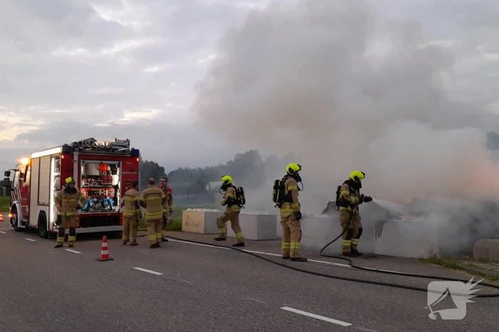 Meerdere hooibalen in brand