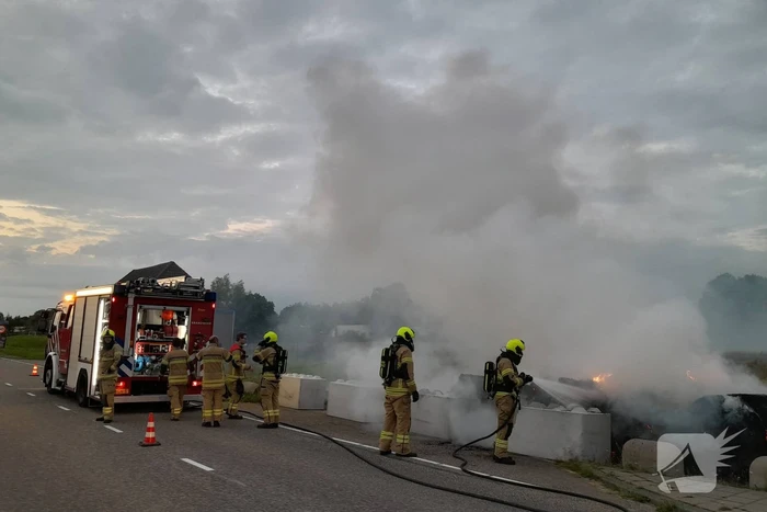 Meerdere hooibalen in brand