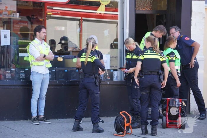 Brandweer doet onderzoek naar onbekende stof