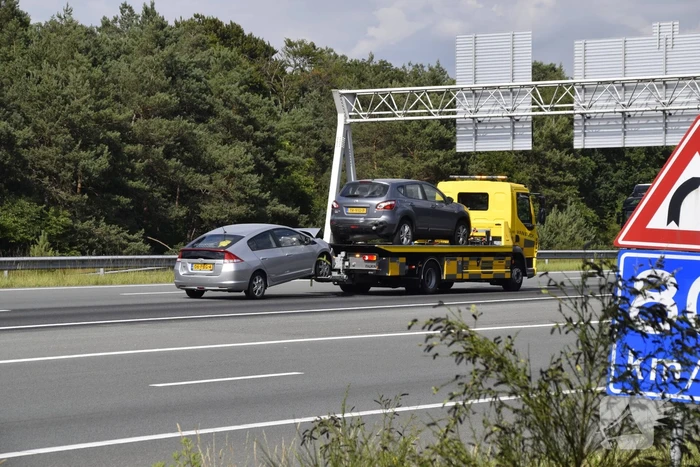 Drie auto's betrokken bij ketting botsing