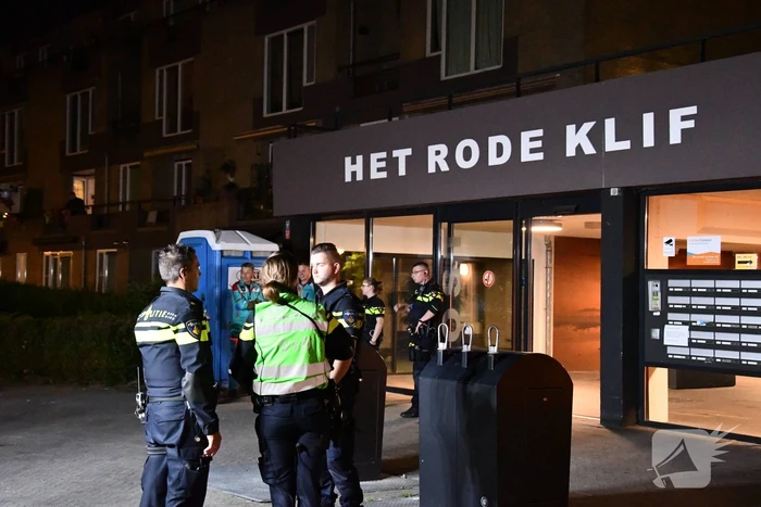 Brandweer groots ingezet voor brandmelding in zorgcomplex