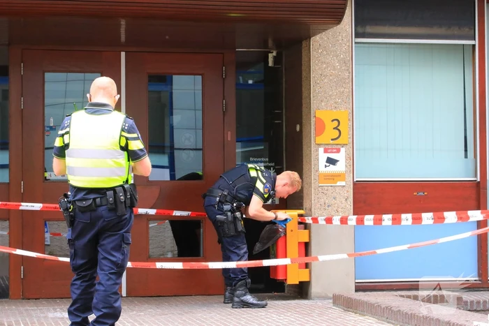 Gewonde bij steekpartij voor stadhuis
