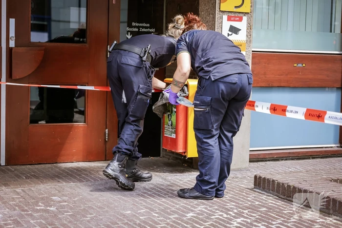 Gewonde bij steekpartij voor stadhuis