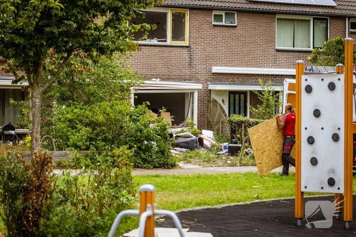 Woningen ontruimd door ontploffing