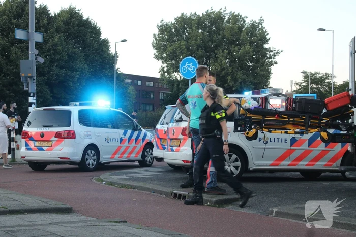 Persoon op straat doodgeschoten bij metrostation