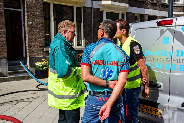 Veel rook bij uitslaande woningbrand