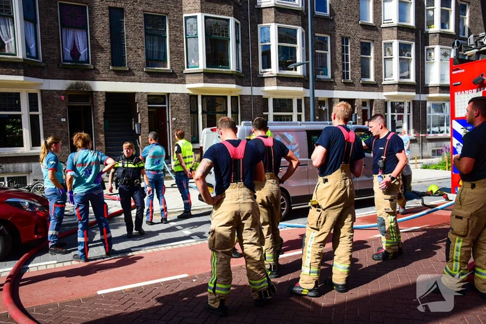 Veel rook bij uitslaande woningbrand